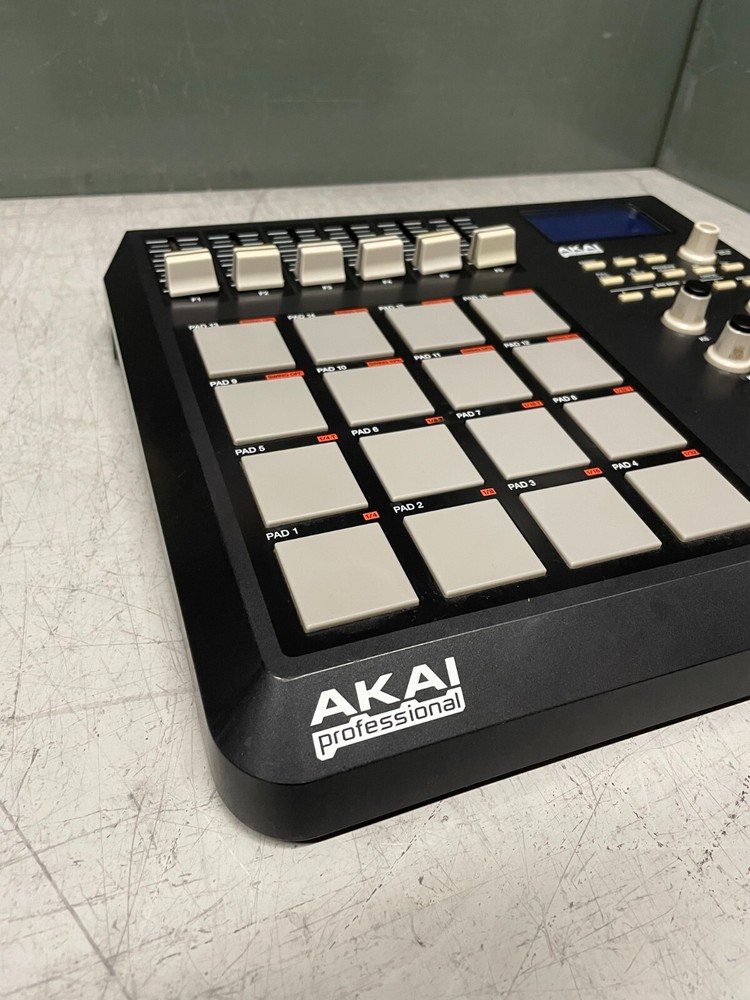 AKAI Professional MPD26 USB/MIDI Pad Control Unit