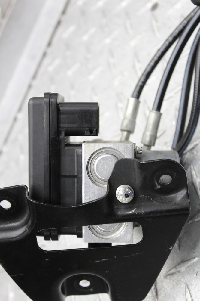 2015 KTM 390 RC ABS PUMP UNIT MODULE & HOSES