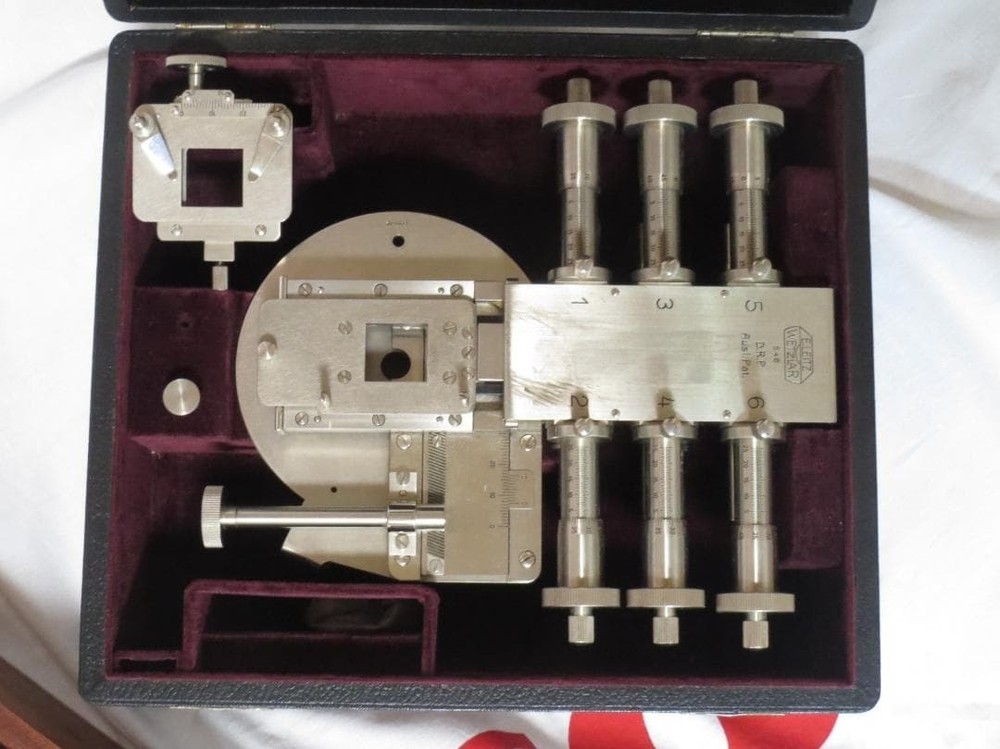 Leitz 6 Spindle Ernst Reitz's Integrating Stage-Microscope Accessories