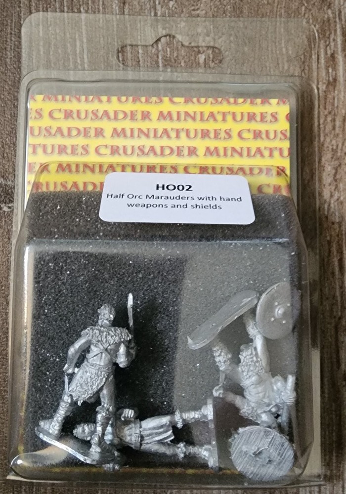 28mm Fantasy Half Orc Marauders with Hands Weapons & Shields (3) (*See Per Order