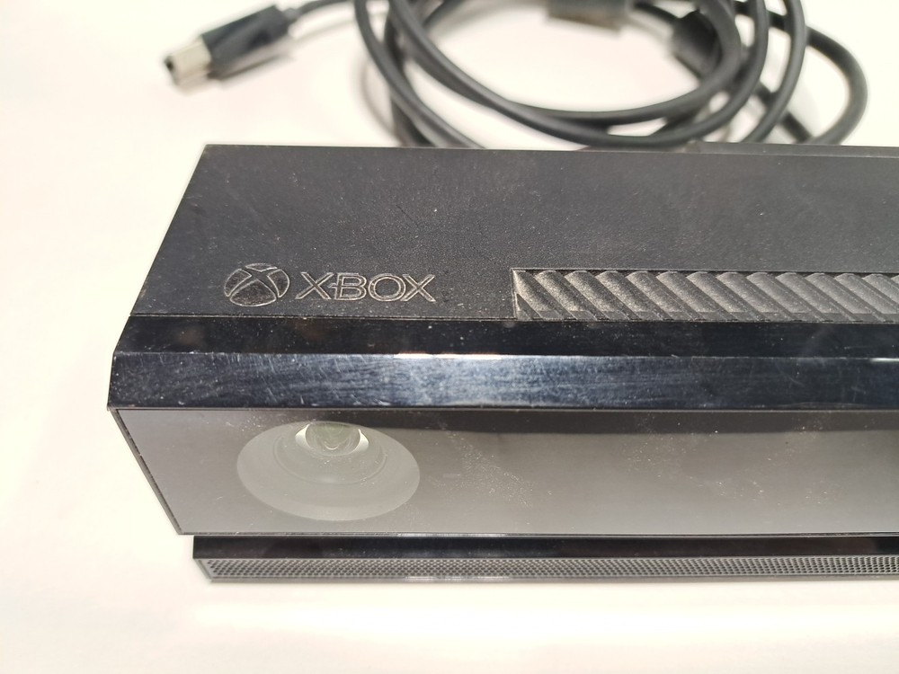 Microsoft 1520 Kinect Motion Sensor Camera Bar Xbox One - Tested