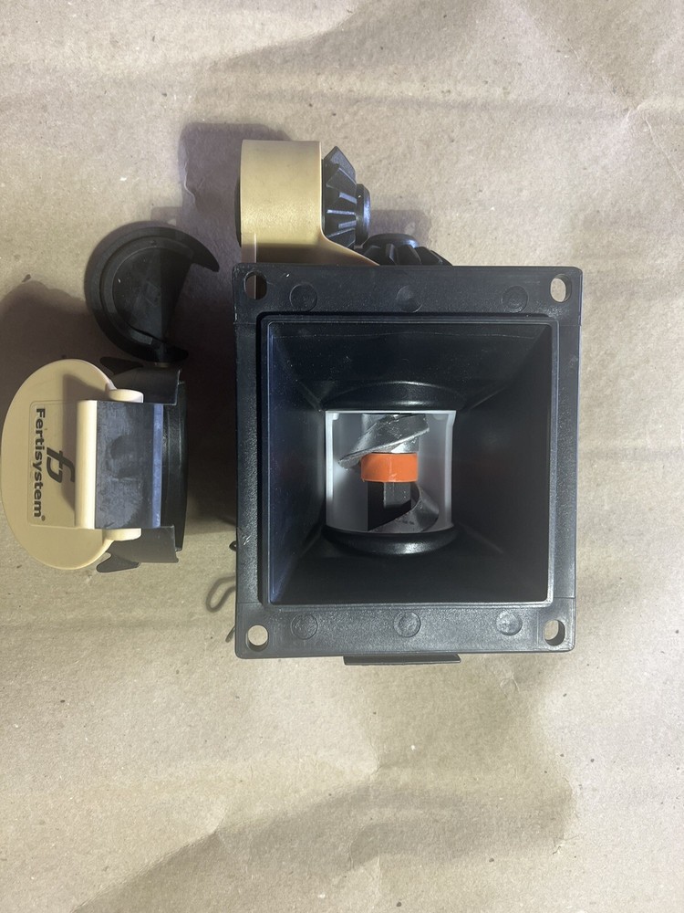 Mounted Fertilizer Spreader