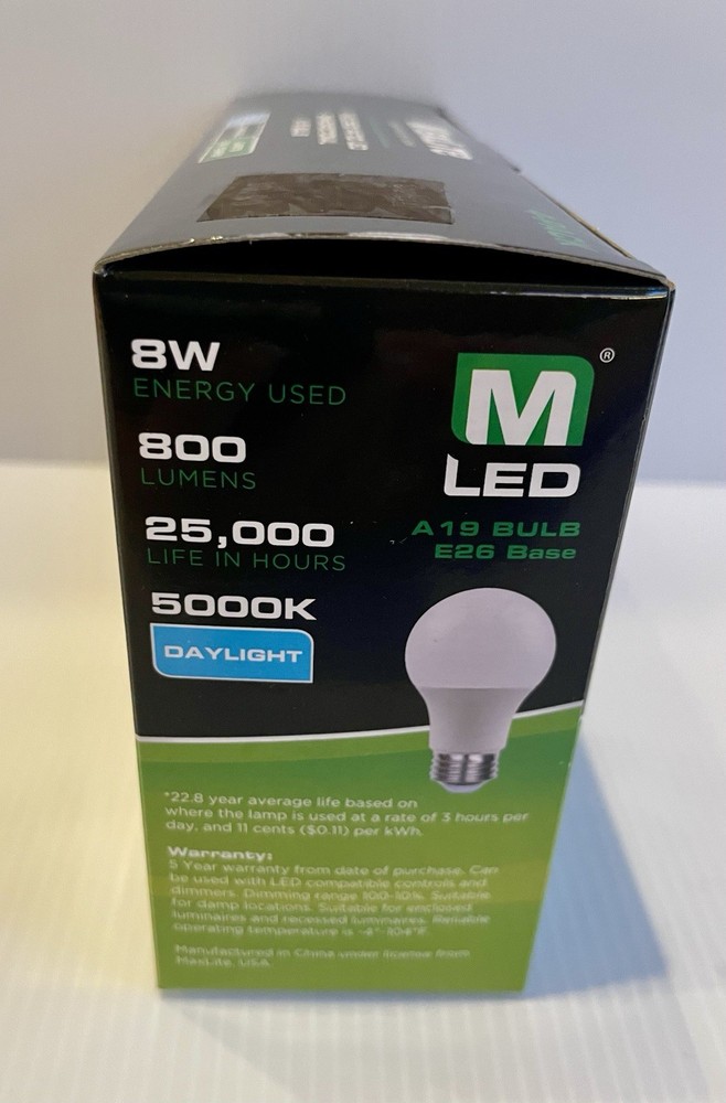 4 PACK OF MAXLITE 8W LED BULBS, A19, DAYLIGHT 5000K, DIMMABLE, 800 LUMENS, 60W