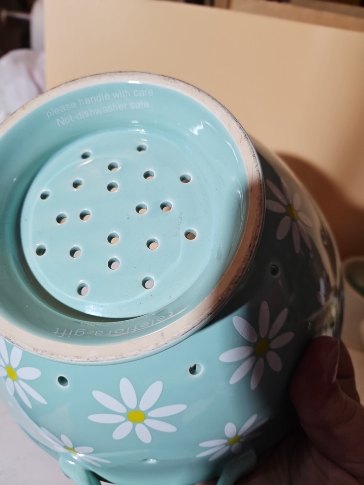 Mint Green Ceramic Colander By Teleflora