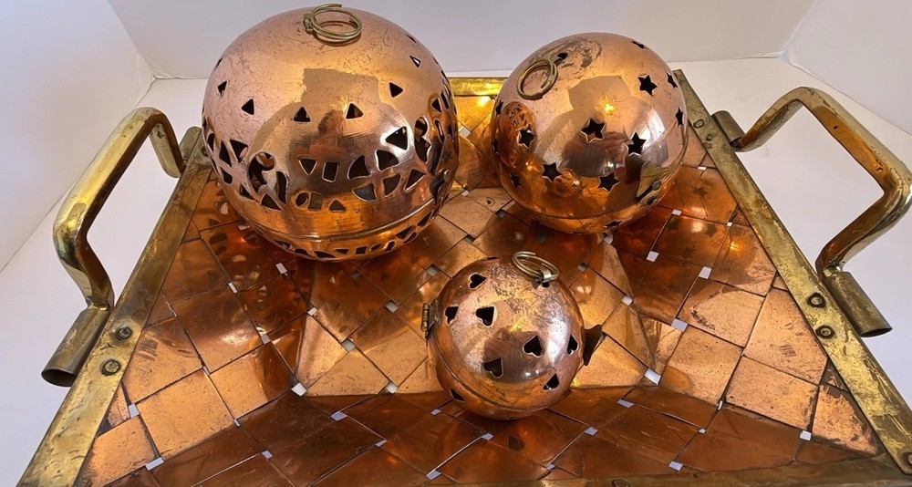 Woven Copper & Brass Tray With Three Hinged Decor Balls