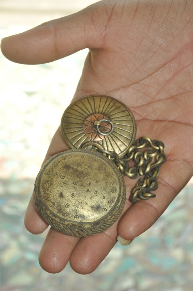 Vintage Brass Round Line Engraved Handcrafted Lime Paste/Powder Box