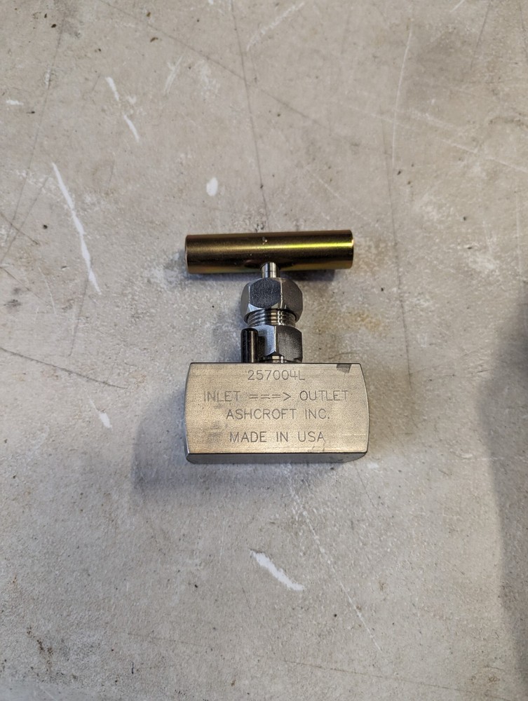 257004L - Ashcroft Steel Needle Valve (G8AD)