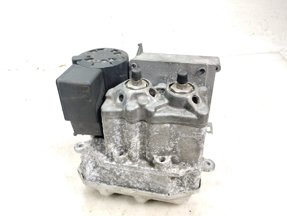 2001 01 BMW R1200 C ABS Brake Pump Module