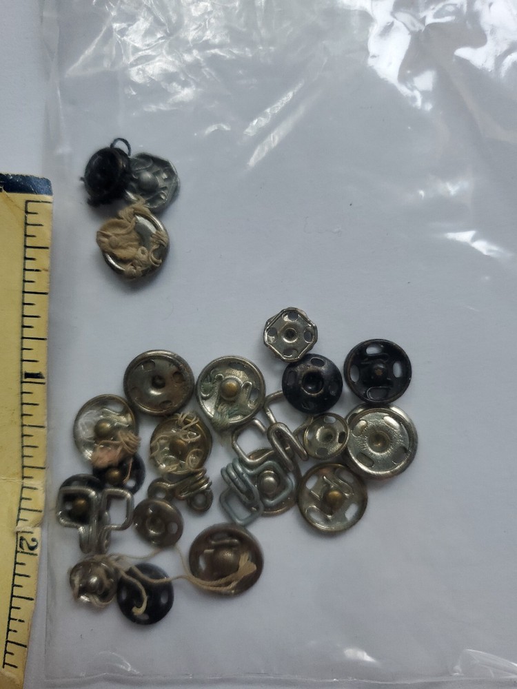 Sewing Snaps Assorted Sizes With Hooks