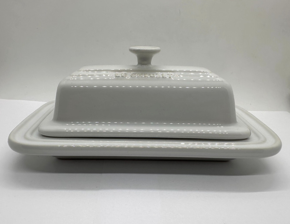 Le Creuset Butter Dish White Stoneware Rectangular Dish Retired (READ)