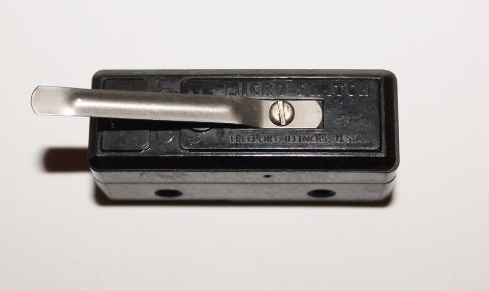 HONEYWELL MICRO SWITCH Lever Action Limit Switch YA 2RL37