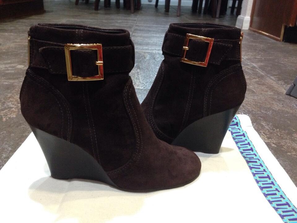 tory burch boots size 6