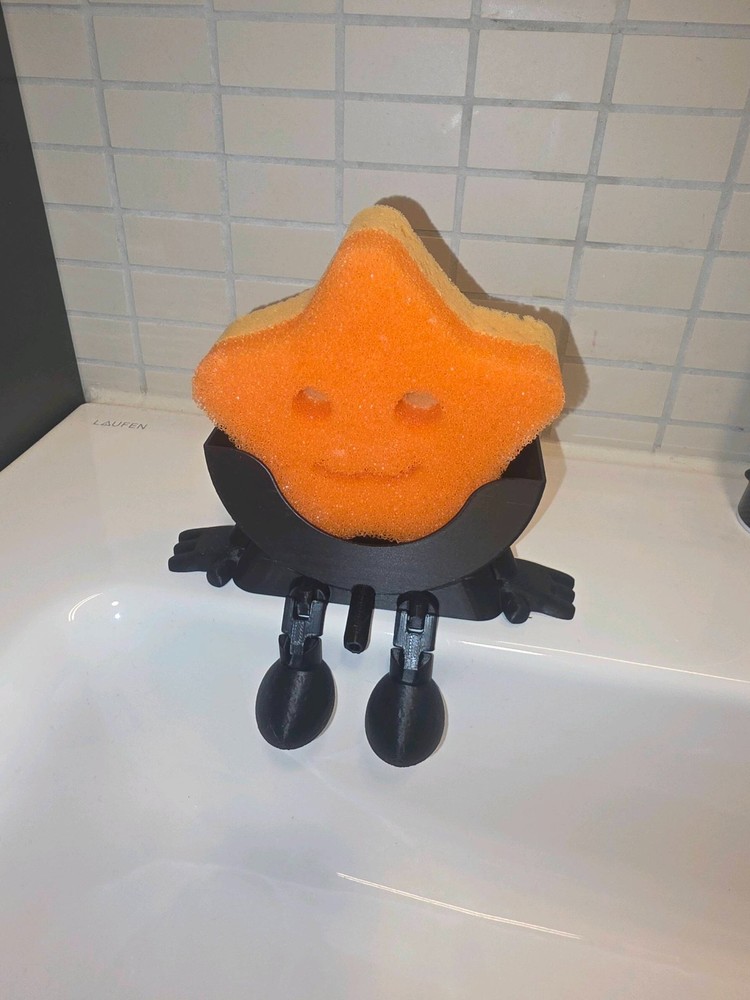 Scrub Daddy Holder with drainage.