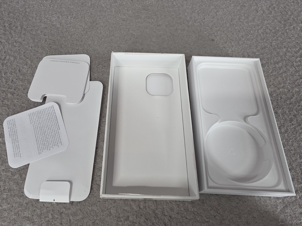 iPhone 15 Empty Box