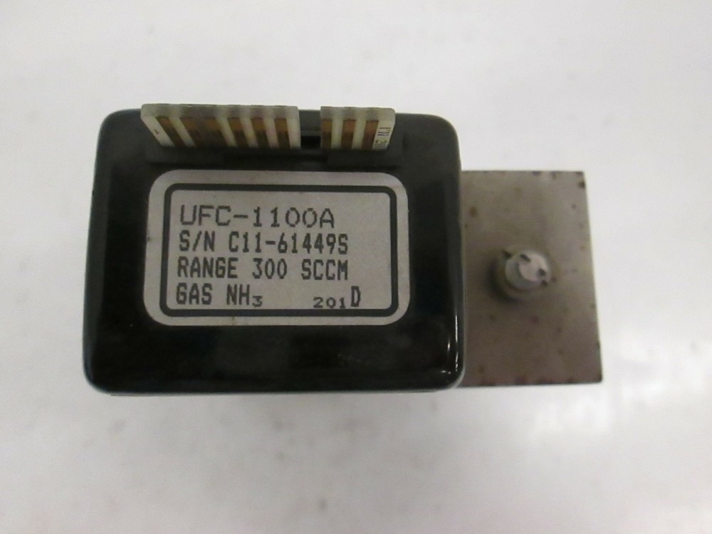 UFC-1100A, Mass Flow Controller MFC, NH3, 300 SCCM, Used