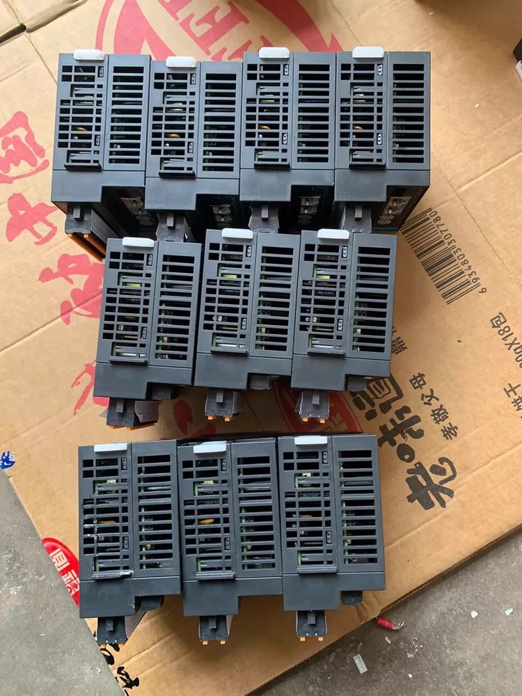 1PCS NEW no box GR10-2HCE-2M