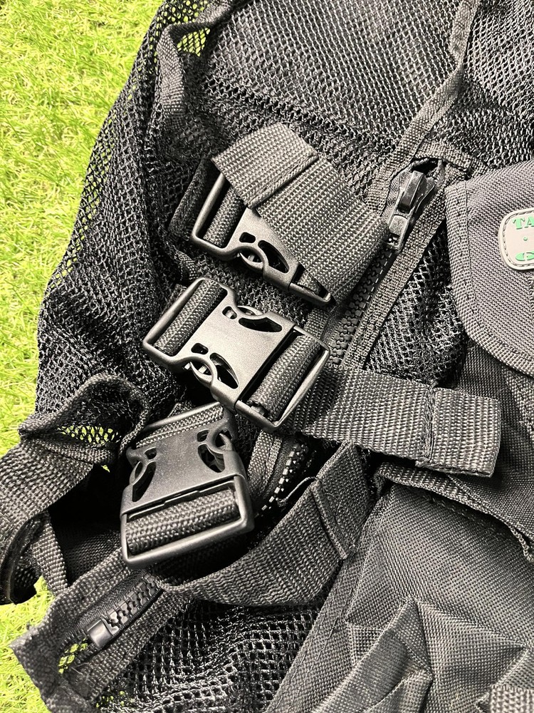 Black Tactical Mesh Utility Vest with Multiple Pockets M/L