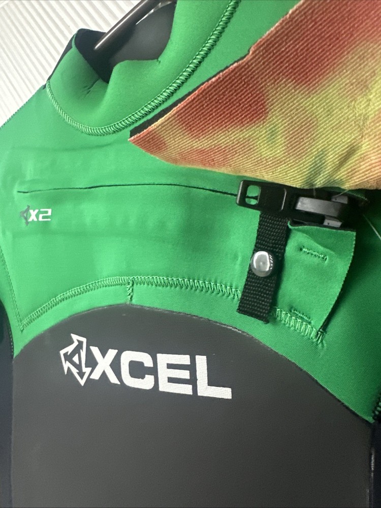4/3 Xcel Boys Size 12 Wetsuit