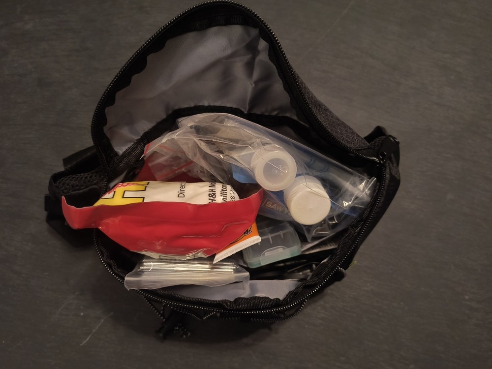 Basic Survival/Hiking Kit