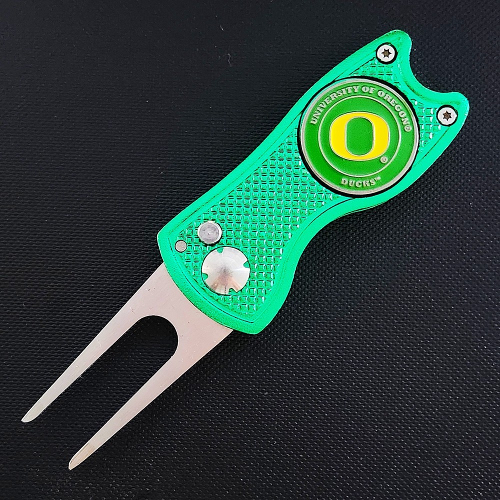 Oregon Ducks Switchblade Divot Tool 2-Sided Golf Ball Marker