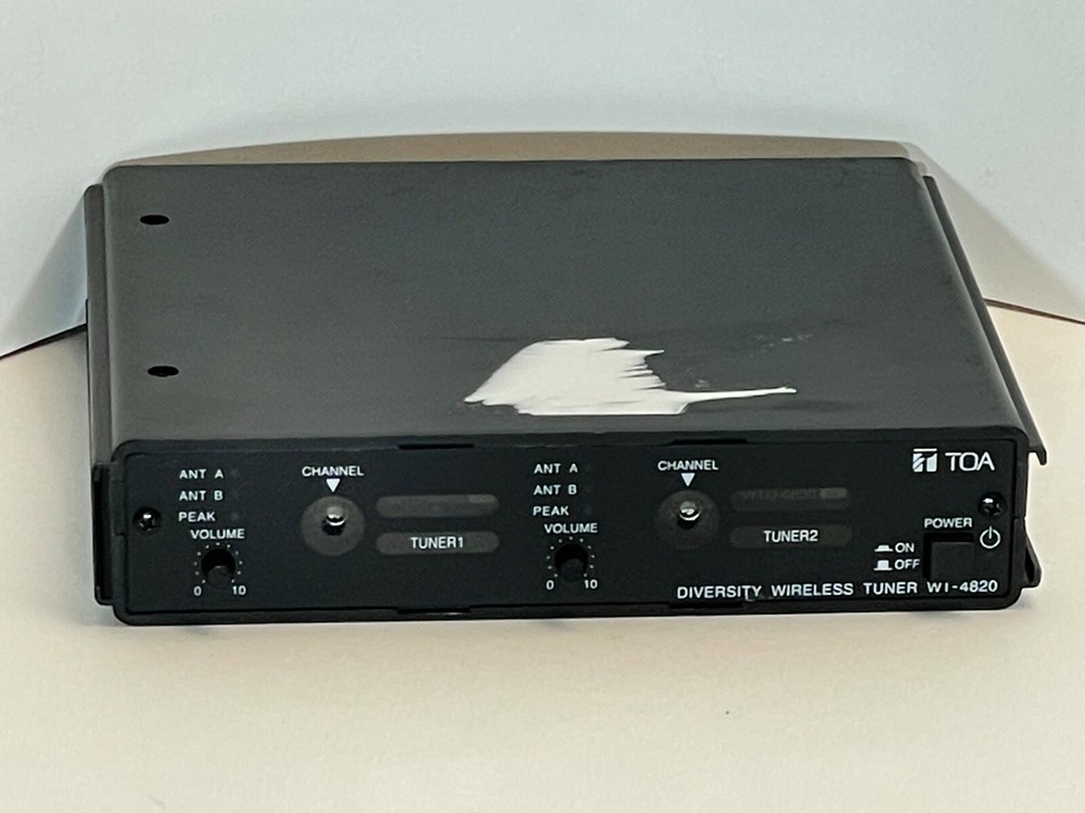 TOA WT-4820 Wireless Tuner