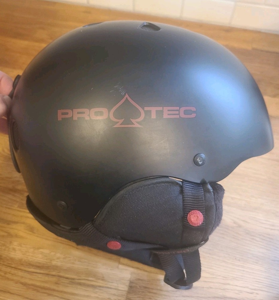 Pro-Tec Classic Certified Snow Ski Helmet Size Medium M (56-58 cm) Lightly Used