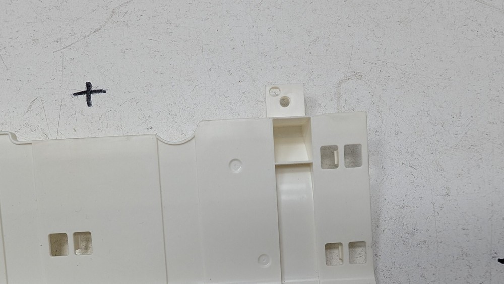 Tesla Model 3/Y High Voltage Battery Voltage Controller Bracket 1101626-00-D OEM