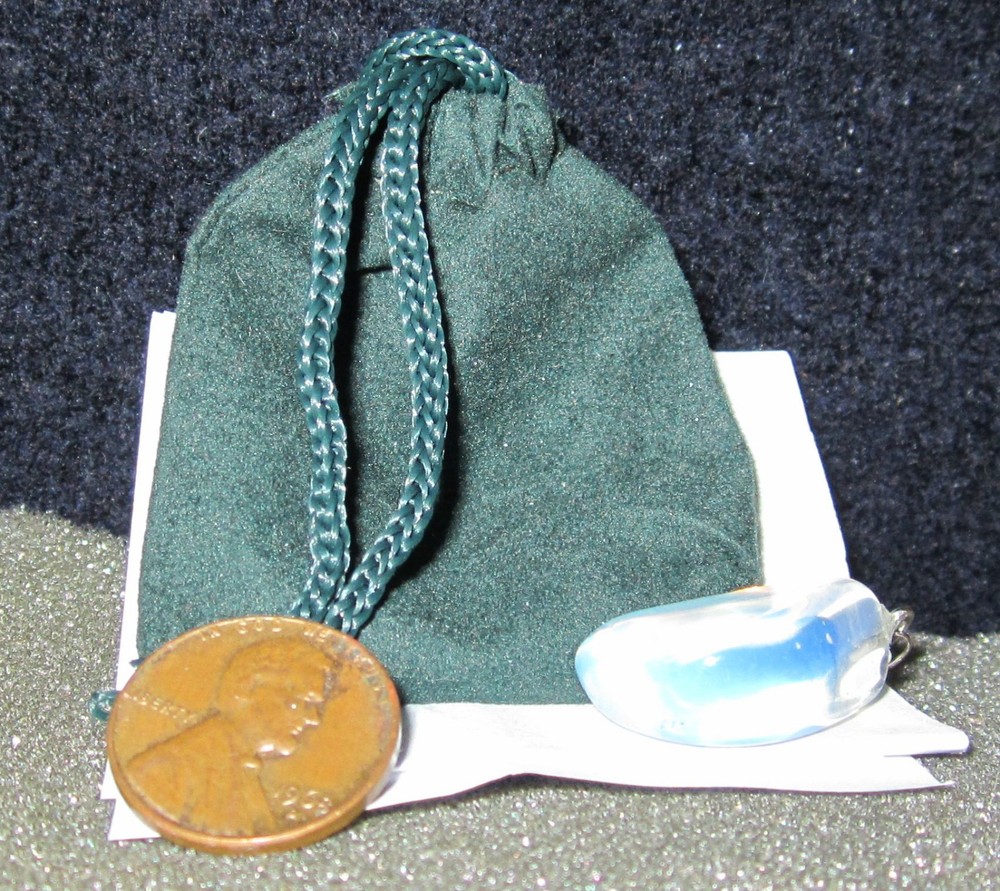 Haunted mensa pendant talisman intelligence knowledge learning smart magick