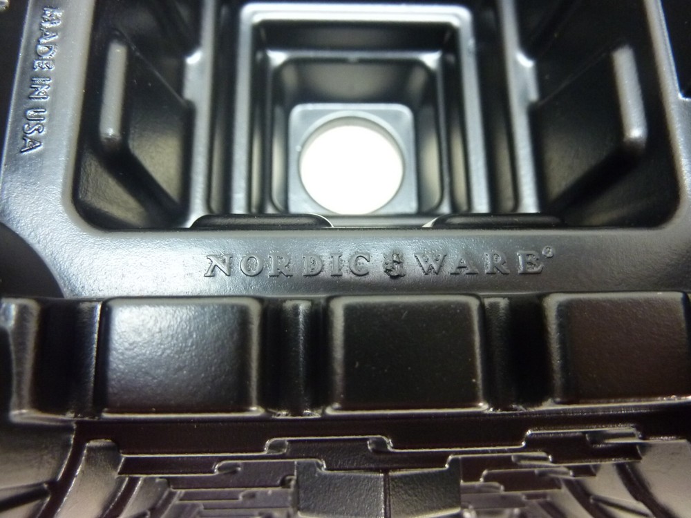 Nordic Ware Castle Bundt 10 Cup Cake Pan