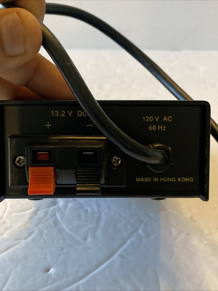 Samlex SPS-1204UL Regulated DC Power Supply