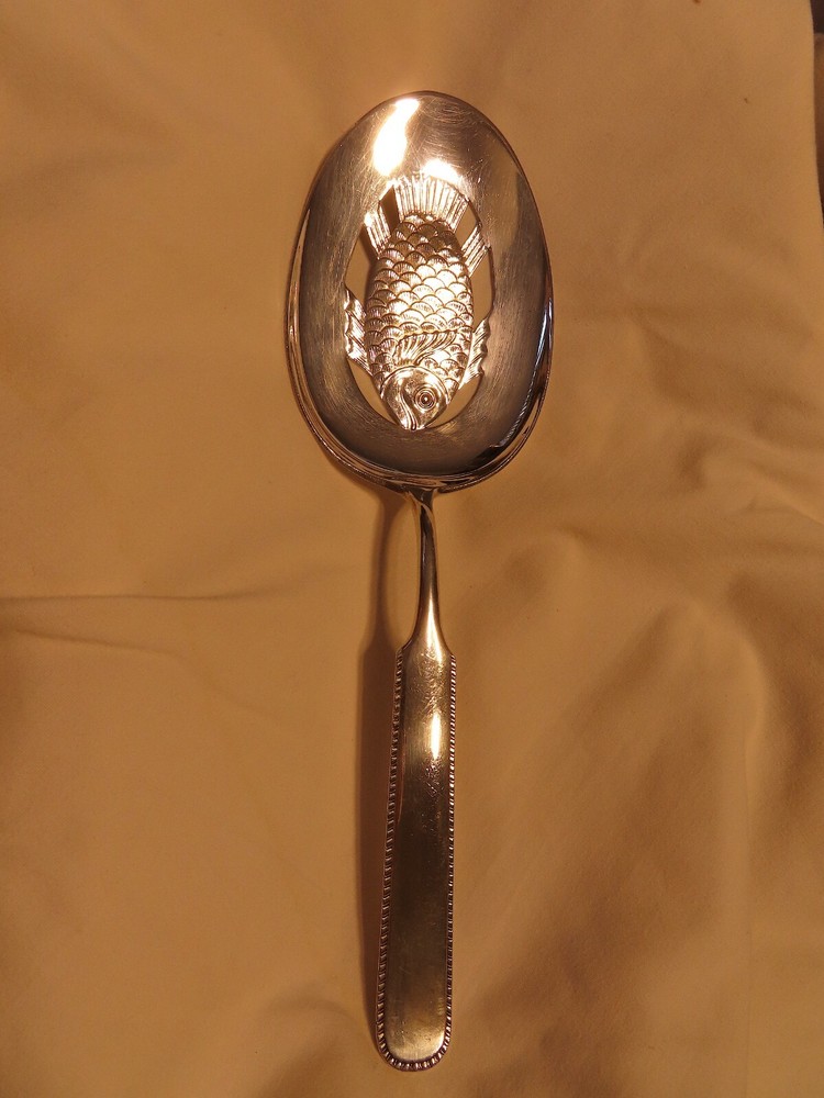 PRE 1925 DAVID ANDERSEN 830S FISH SERVER, PIERCED/ CUT OUT,1888/1925