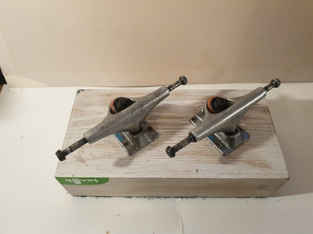 Vintage Speed Demons Skateboard Trucks