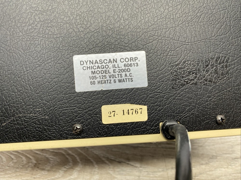 B & K Precision Solid State Model E 200D RF Signal Generator E-200D Powers On