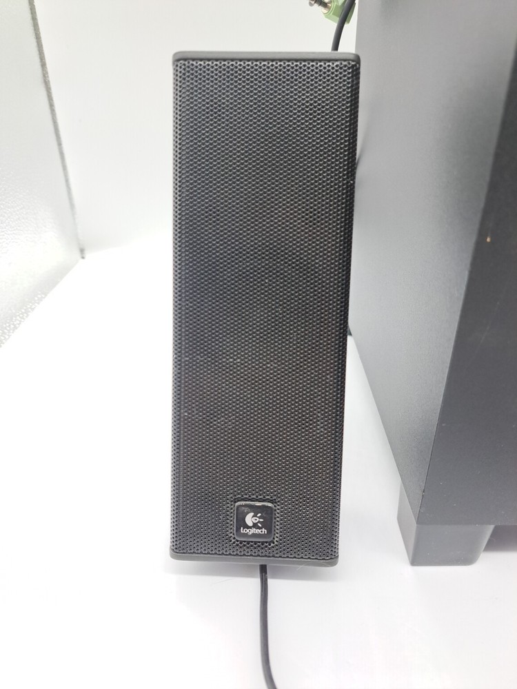 Logitech Tested X-240 Computer 3 Speaker System Active Sub
