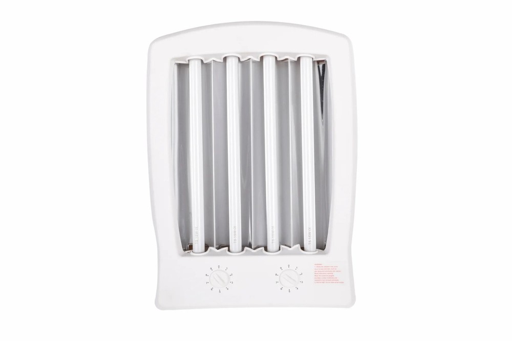 Uv light tanning lamp for face and body