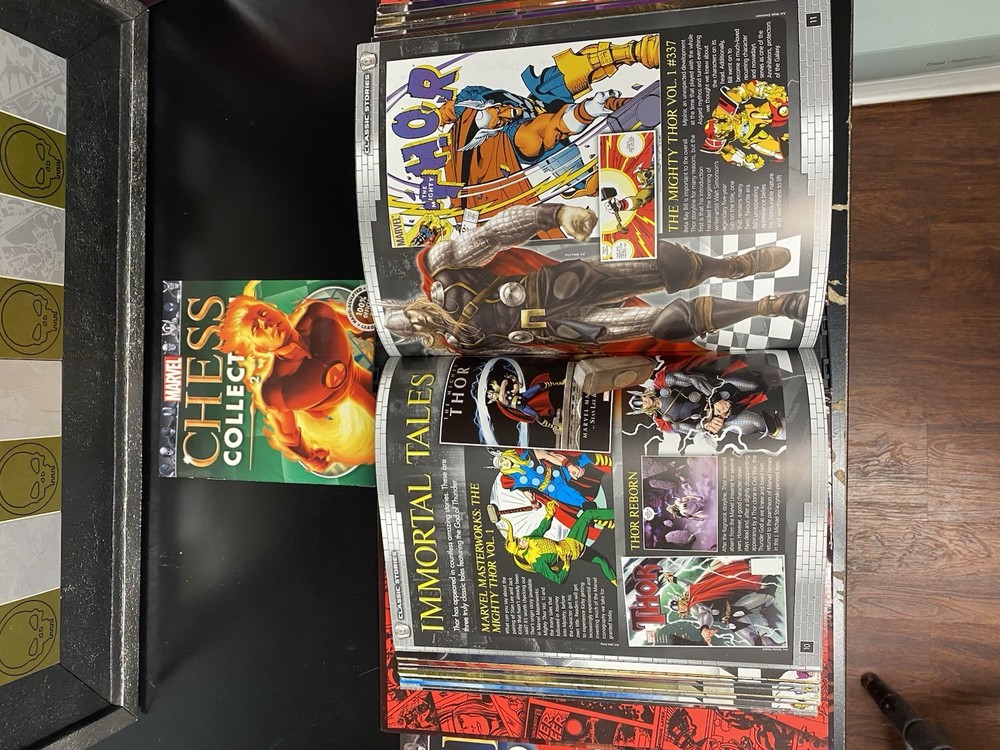 Eaglemoss Marvel chess Collection Lot *Sealed Figures* **Binders, Comics, Board*