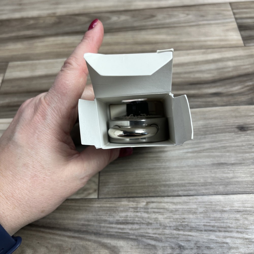 Master Lock Combination Lock 3” new open box e13