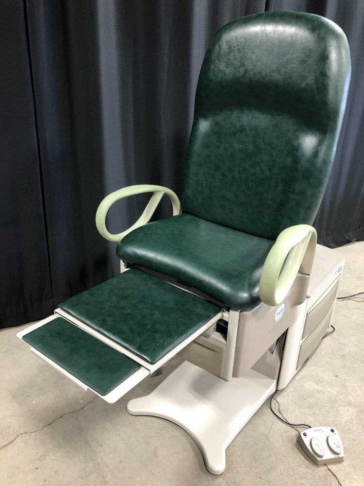 Brewer 6500 Access High-Low Exam Table