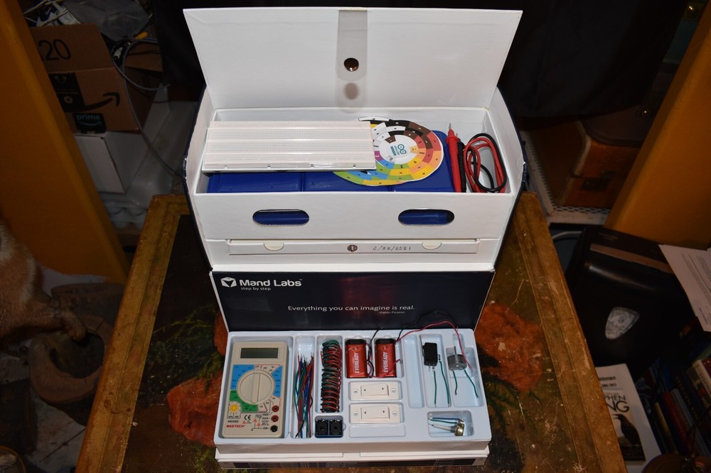 Mand Labs Step by Step Electronics Series Kit - 1. No Videos.