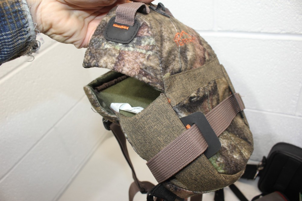 Terrain Plateau Bino soft Case Chest Storage Harness Binocular Breakup Camo EUC!