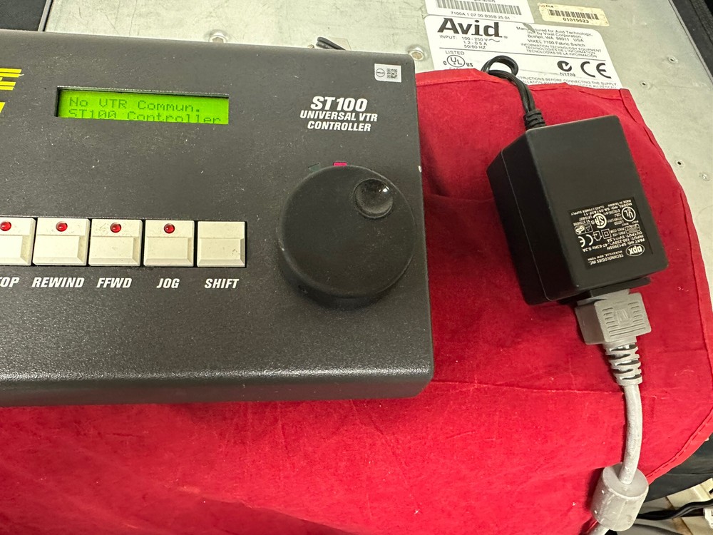 DNF Controls ST100-S Universal VTR Controller w/power supply
