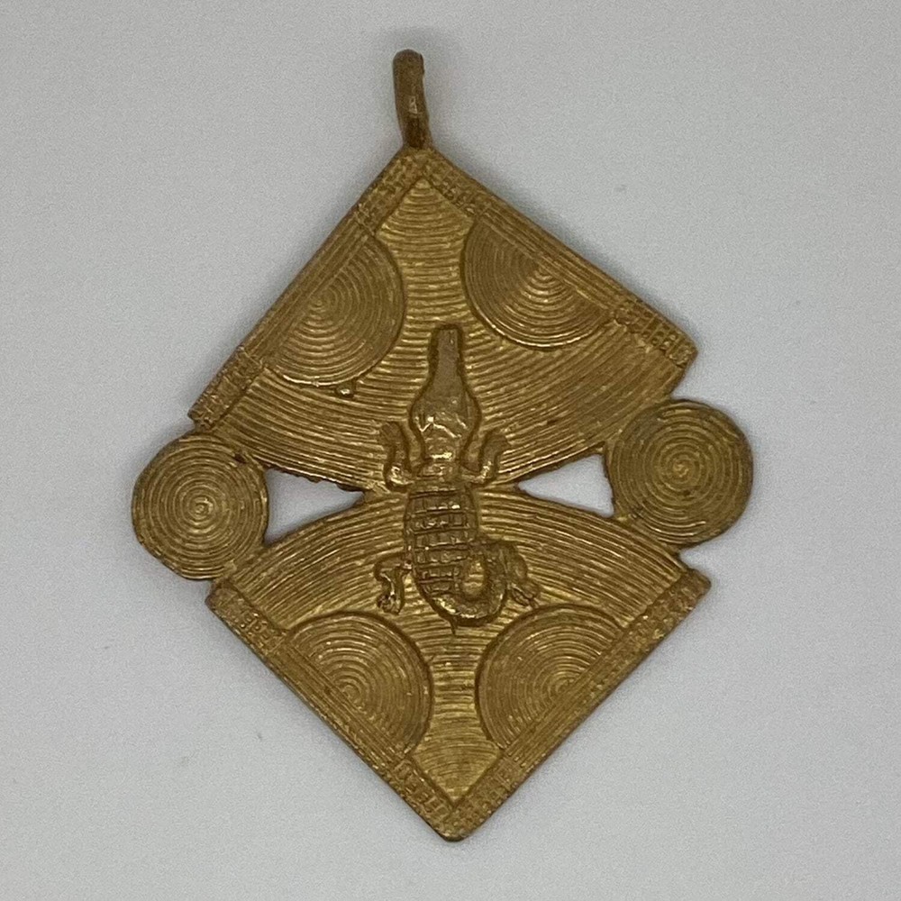 Diamond with Crocodile Pendant