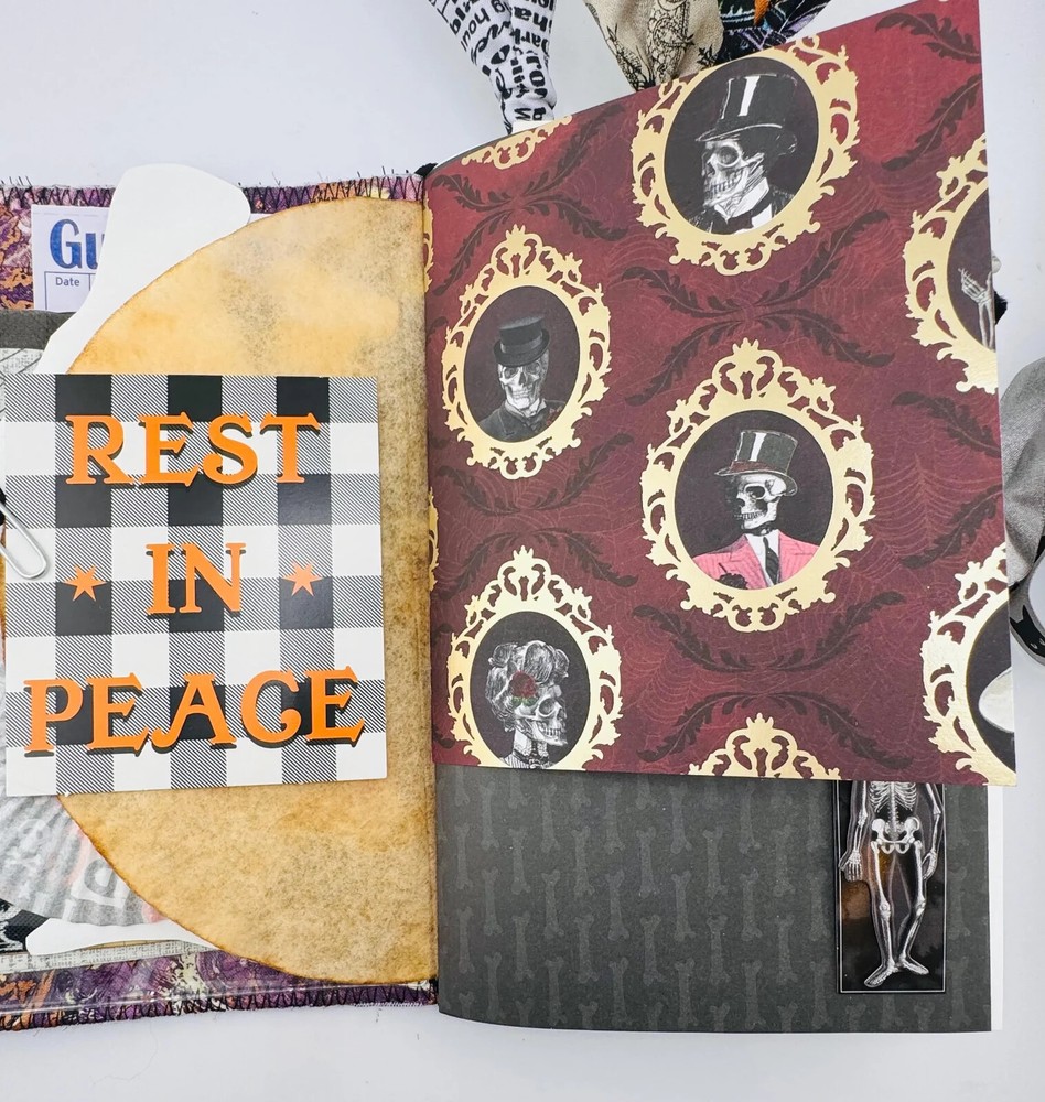 Halloween Junk Journal. Notebook. Planner. Scrapbook. Diary. Papercraft.
