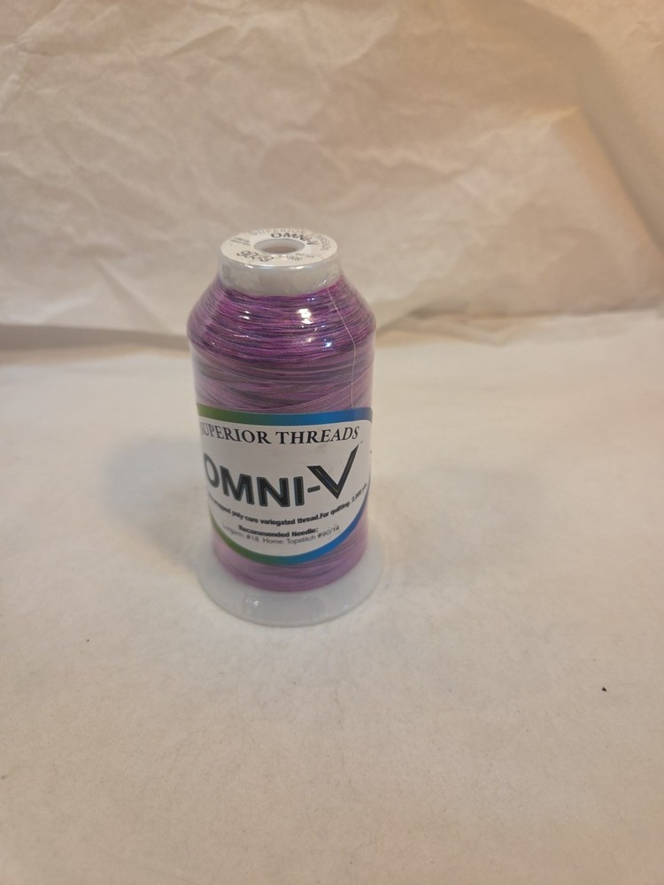 9039 Rhododendron Omni Variegated Polyester Thread