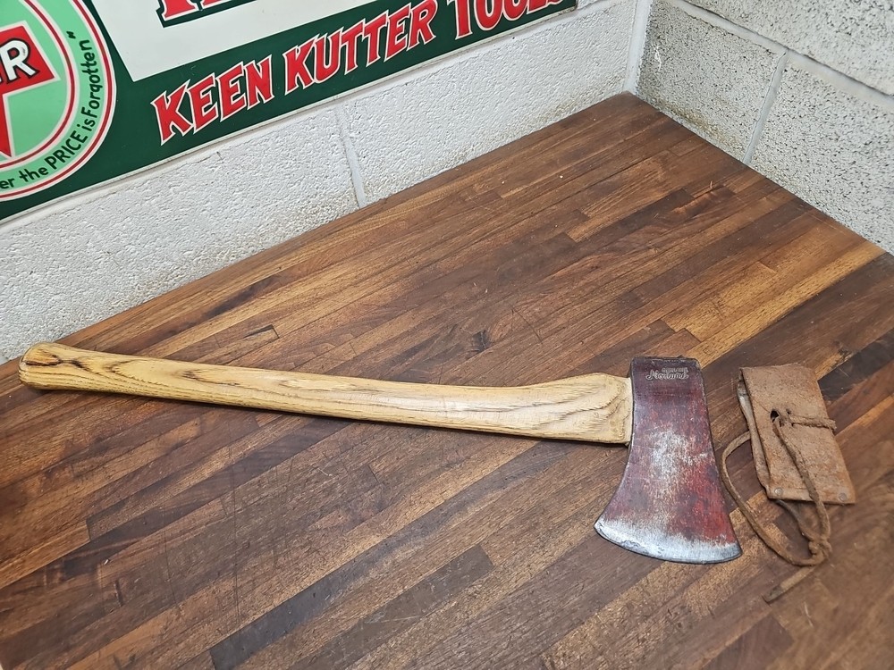 E34- GENUINE NORLUND AXE  3 lb Boys Axe Single Bit - Original Sheath