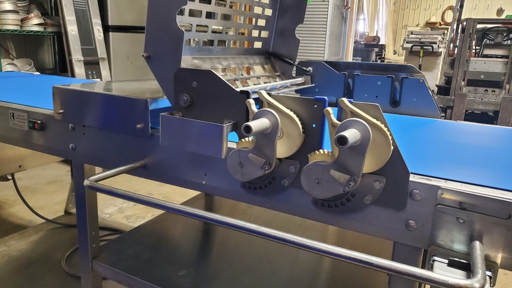 Rondo Cutting Table with Infeed Table - Refurbished