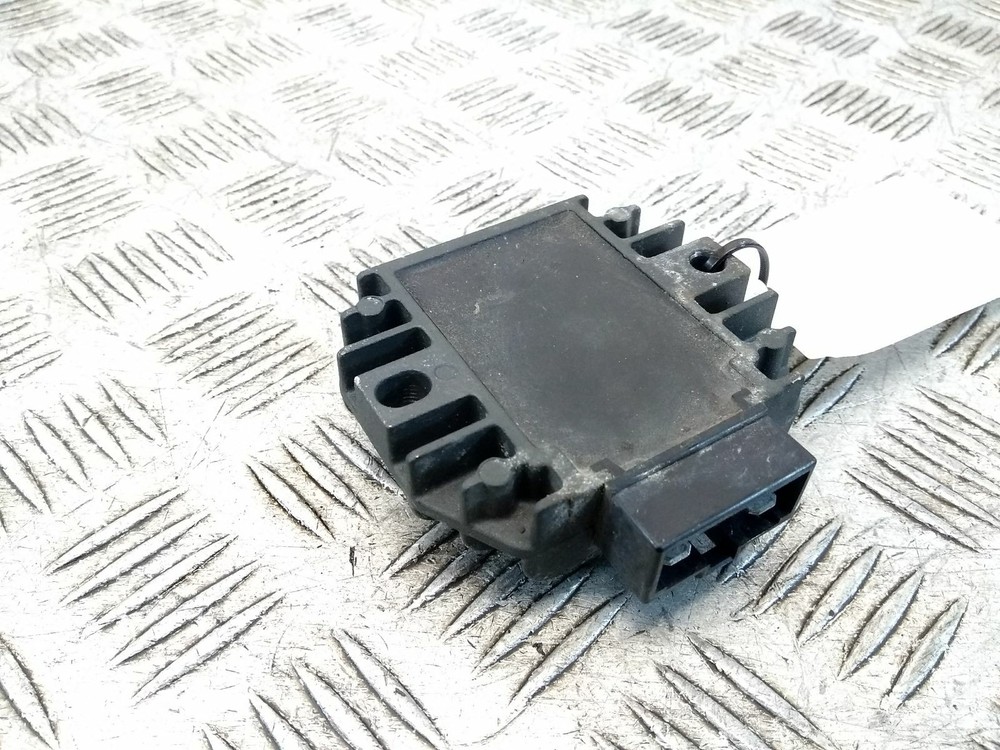 2007 APRILIA LEONARDO 2004 RECTIFIER REGULATOR
