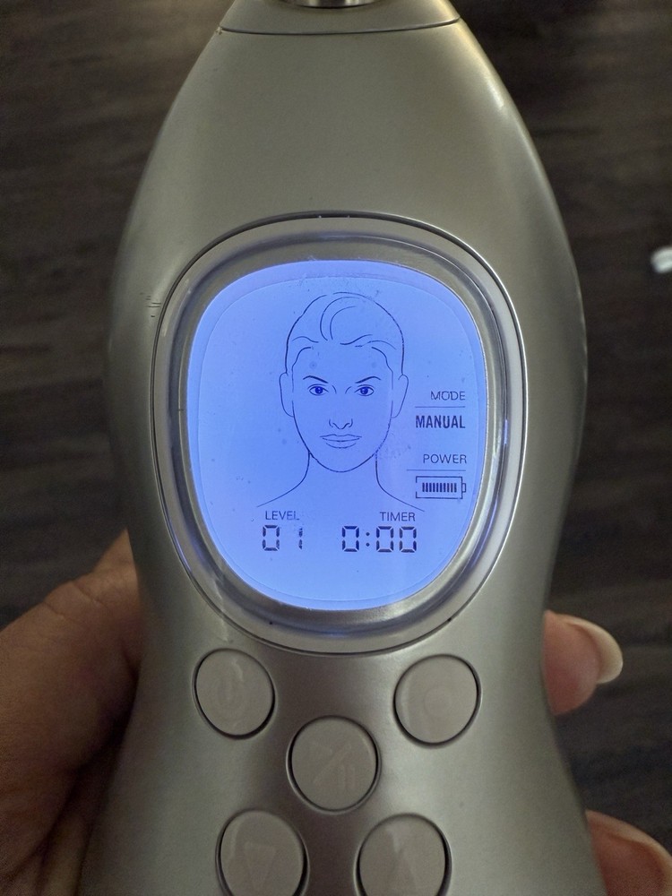 RF Redefine Macro Exfoliator Microdermabrasion Tool