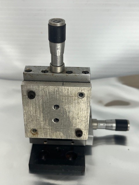 KLINGER MICRO-CONTROLE XYZ STAGE