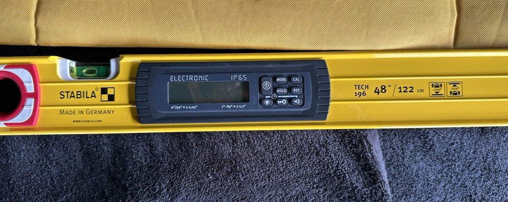 Stabila 48" Tech 196 Electronic Level Dust & Waterproof IP65 With Case
